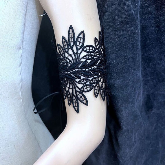 1PC Black Flower Vine Arm Cuff,goth Accessory,lace Gothic Armband