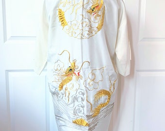 I940s/50s Ivory Silk Kimono-style Wrap w/Gold & Silver Embroidered Dragons