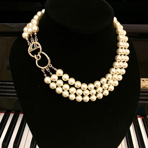 Vintage KJL Triple Strand Glass Faux Pearl Neckla… - image 1