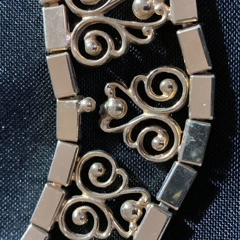 BrassGoldtone Vintage 1960s Bib Collar Necklace