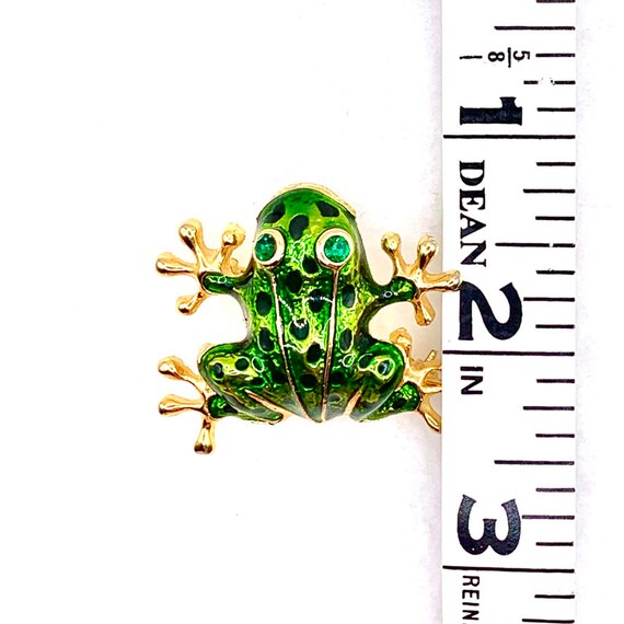 Vintage Green Enamel Frog w/Rhinestone Eyes - Fro… - image 4