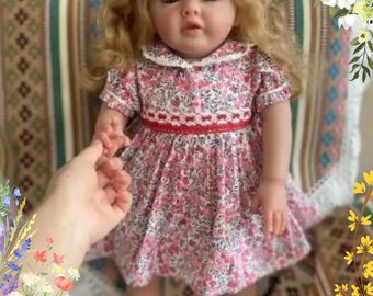Süße blonde 60 cm große Mädchen-Reborn-Puppe, niedliche, lebensechte, weiche und Ganzkörper-Silikon-Reborn-Kleinkindpuppe