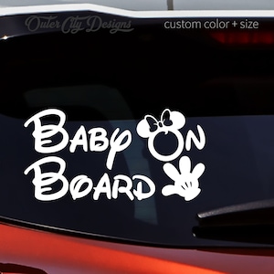 Naklejka Minnie Mouse Baby on Board • Dziewczynka Baby on Board • Niestandardowy winyl • Inspirowane uszami Disneya • Naklejka na okno samochodu ciężarowego • Mini Miny