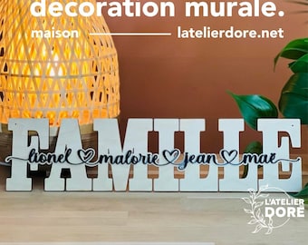 Personalized wooden word FAMILY, engraved in wood, personalized gift, engraving, wood cutting, family, home decor