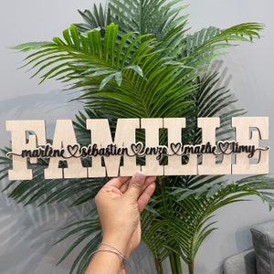 Personalized wooden word FAMILY, engraved in wood, personalized gift, engraving, wood cutting, family, home decor
