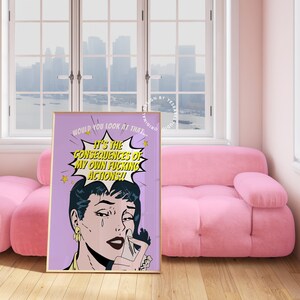 Pop-artprint, dopaminedecor, funky artprint, eigenzinnig decor, maximalistische muurkunst, moderne pop-art, inrichting universiteitsappartement, kunst slaapzaal afbeelding 4