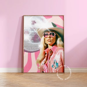 Disco Cowgirl, Dekoracja kuli dyskotekowej, Sztuka ścienna w stylu maksymalistycznym, Różowy wydruk wózka barowego, Plakat disco, Jasnoróżowa sztuka ścienna, Akademik disco, Dekoracja w stylu maksymalistycznym
