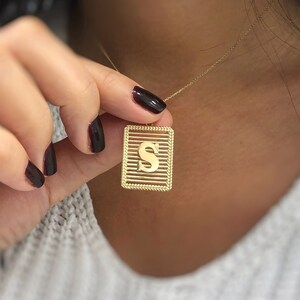 Collar personalizado con letra inicial de oro macizo de 14 k / Monograma Inicial única / Colgante / Monograma / Regalo especial / Moda / Joyero