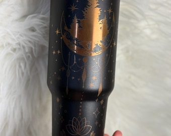 Vaso Crystal Moon Tree de 40 oz: taza de acero inoxidable con grabado láser de bruja, taza de viaje térmica, regalo lunar bohemio para ella