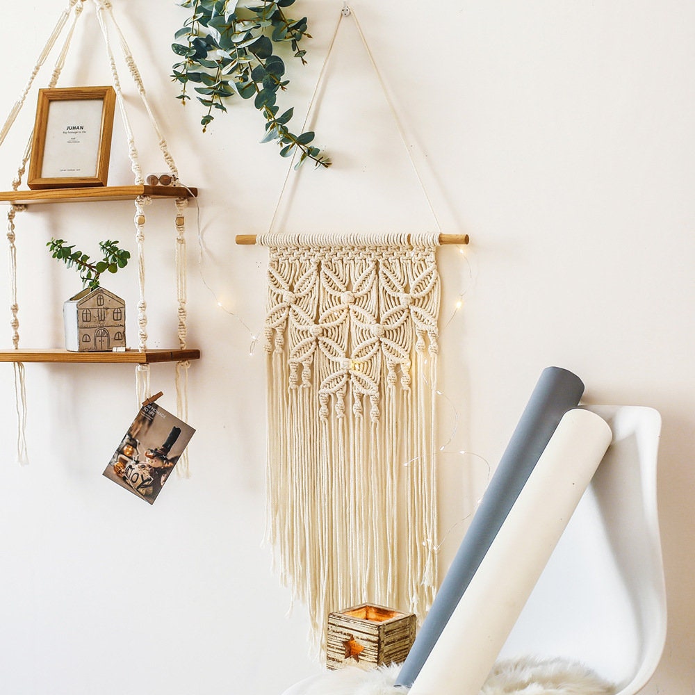 DIY Wall Hangings: 25+ Ways to Fill a Blank Wall - DIY Candy