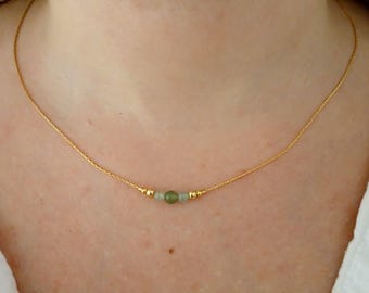 Short aventurine bar gold filled necklace,dainty minimal choker for woman,birthstone beaded gift for her,gold minimalist jewelery
