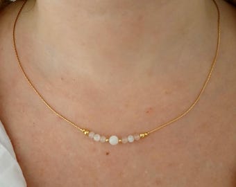 Rose quartz and moonstone gold necklace,minimalist jewel for woman,gold gemstone minimalist jewelry,delicate simple crystal boho choker