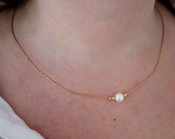 Single pearl gold filled necklace,bridesmaid gift choker,subtle pearl necklace,bridesmaid jewelry,dainty white boho jewelry,beaded gift