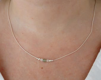 Short rose quartz aventurine silver necklace,minimal jewel for woman,silver gemstone minimalist jewelry,delicate subtle crystal boho choker