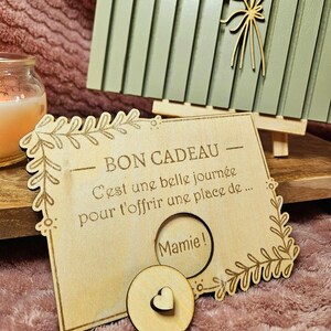 Carte en bois, annonce grossesse