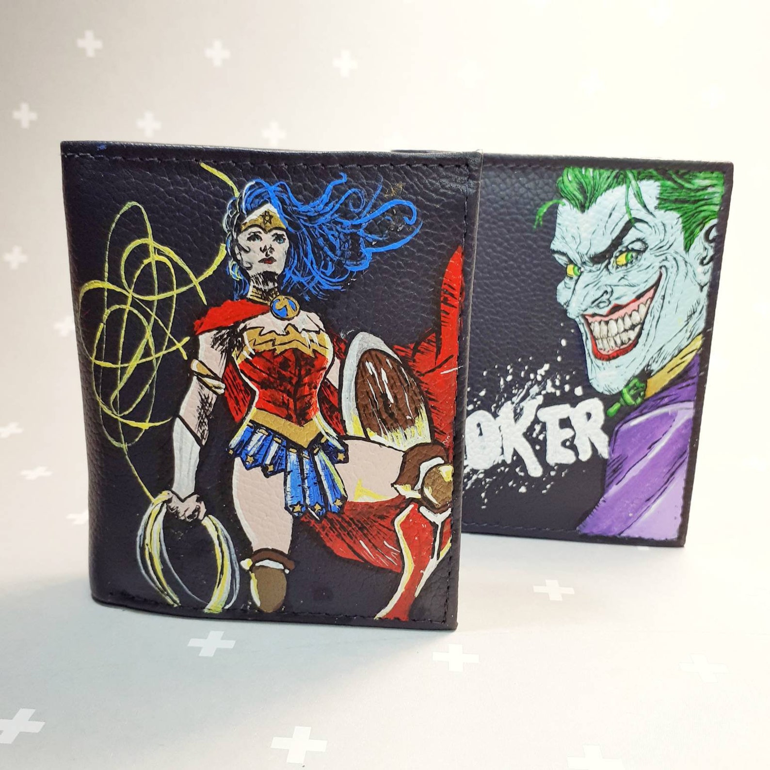 Wonder Woman Wallet For Women Buckle-Down Wonder Woman Metal