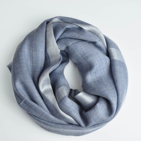 Foulard en soie en cachemire bleu pierre, châle de mariée / châle en soie du soir, foulard en cachemire / Pashmina 200cm x 70cm