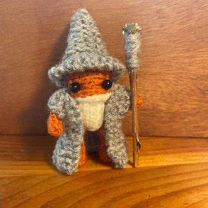 Hand Knit Frog | Gandalf the Grey with Cute Accessories | Vegan