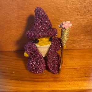 Hand Knitted Frog | The Evening Frog Wizard | Vegan