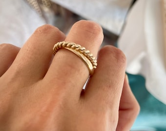 14K Gold Filled Crossing Ring: Minimalist Interlocking Band