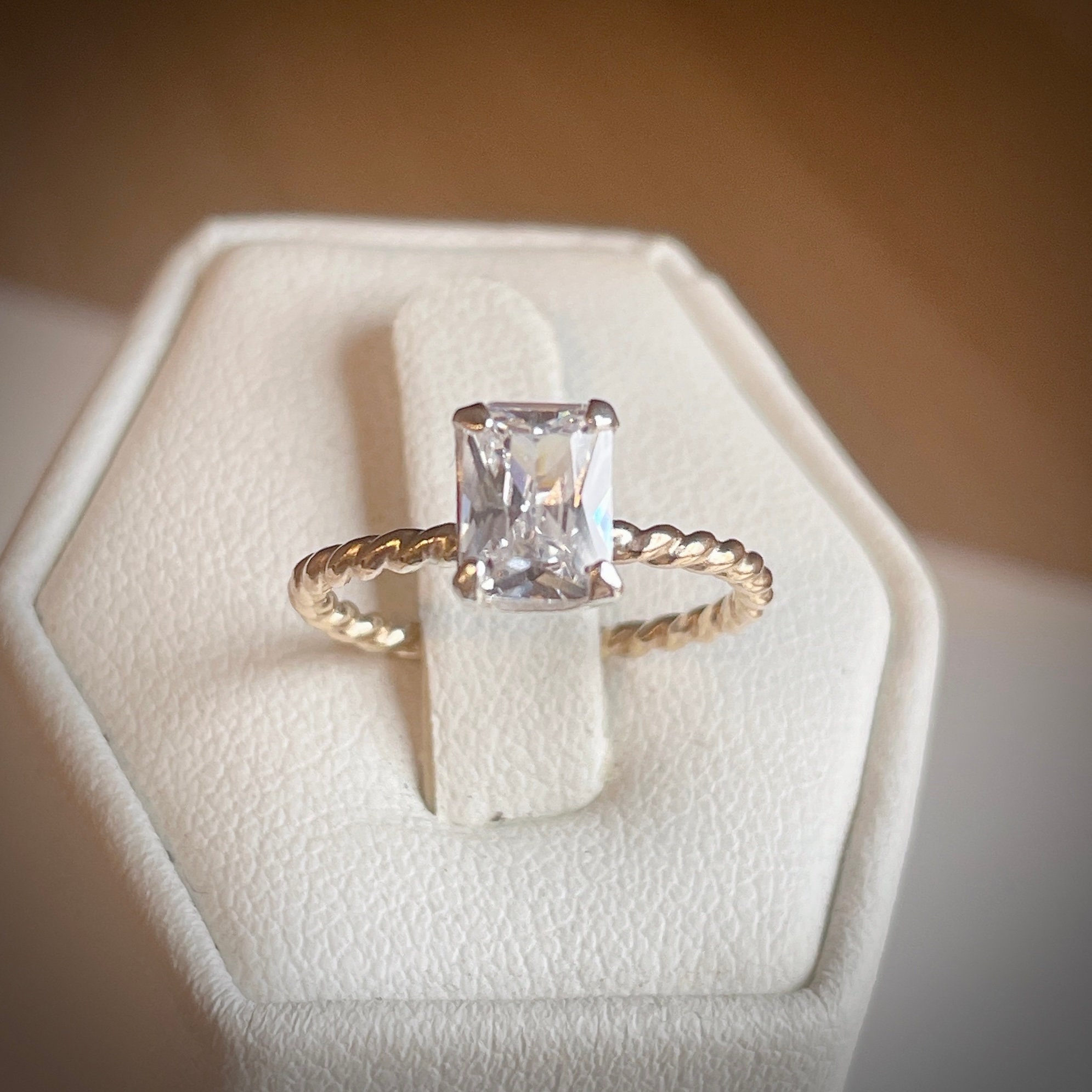 14KGF Solitaire Diamond CZ Ring, BAGUETTE CZ, Gold Filled