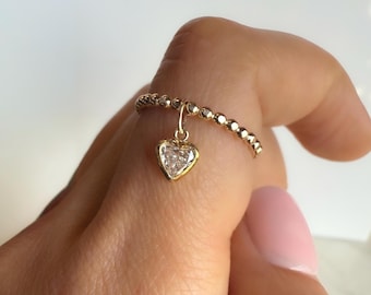 Colección Belief Diamond - Anillo de diamantes de laboratorio con forma de corazón: delicado anillo de compromiso minimalista con diamantes y banda de cuentas rellena de oro.