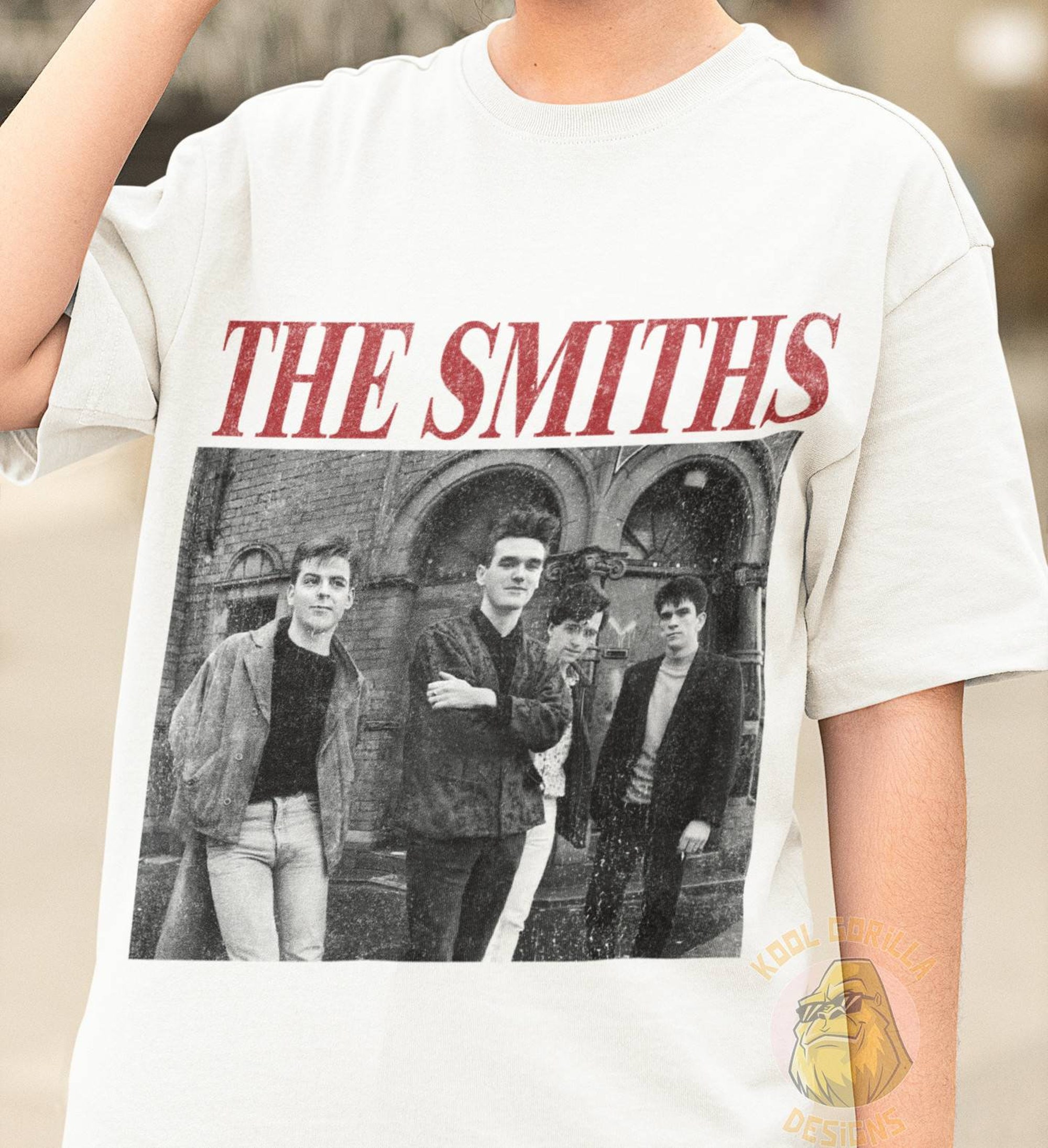 Discover The Smiths The Queen is Dead T-Shirt