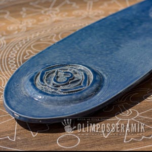Minimalist Ceramic Incense Holder – Ajna Chakra Symbol, Long Blue Design