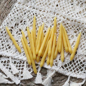 20 Minute Hand Dipped Beeswax Candles, Taper Candle, Natural Beeswax Candle, Yoga Candle, Meditation Candle, Candle Gift Set