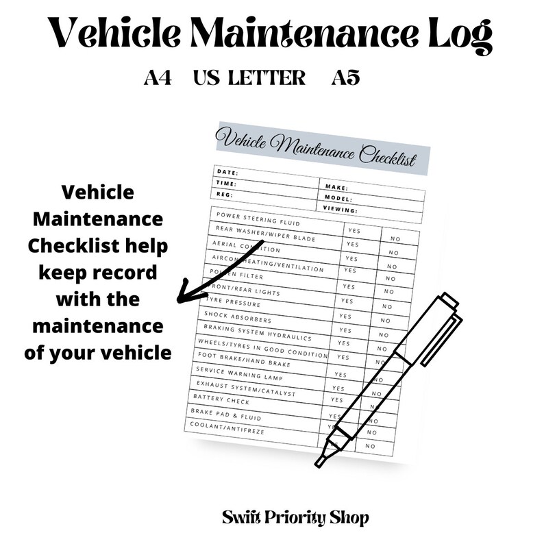 Op de afbeelding: Een zwart-witte printbare voertuigonderhoudschecklist met een pen erop. De checklist bevat items zoals stuurbekrachtigingsvloeistof, achterruitwisserblad, antenneconditie, airconditioning verwarming/ventilatie, pollenfilter, voor-/achterlichten, bandenspanning, schokdempers, remhydrauliek, wielen/banden in goede staat, voetrem/handrem, servicewaarschuwingslamp, uitlaatsysteem/katalysator, batterijcontrole, remblokken & vloeistof en koelvloeistof/antivries.