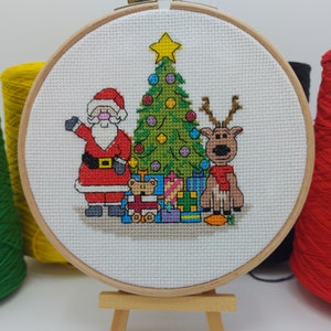 A Christmas Scene Cross Stitch Kit, Xmas Cross Stitch, Christmas Cross Stitch, Christmas Craft, Festive Cross Stitch Pattern,