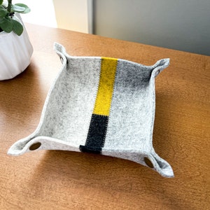 Hand-Cut Color Block Modern 100% Merino Wool Felt Valet Tray, Travel Tray, Catch-All, Snap Tray, Collapsible, 3mm Thick