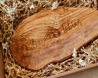 Personalized Olive Wood Cutting Board | Custom Name Date Engraving | Christmas Wedding Housewarming Gift | Wooden Serving Board