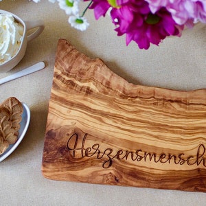 Personalized breakfast board, personalized cutting board, olive wood, Christmas gift, heart person, gift for girlfriends