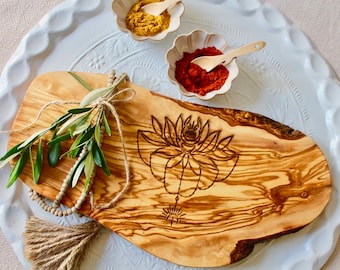 personalized gift, personalized cutting board, custom cutting board, engraved olive wood board, christmas gift, lotus