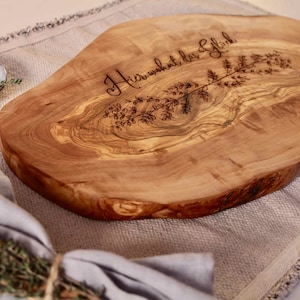 Tabla Desayuno Madera de Olivo Personalizada | Grabada | regalo de cumpleaños