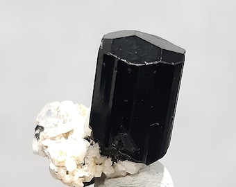 Tourmaline, mica et feldspath (Veuillez lire la description, voir la vidéo / photos pour la taille)