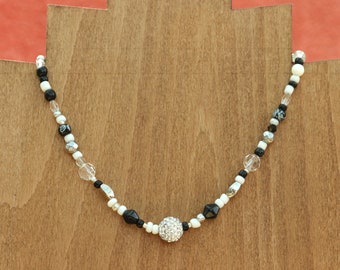 Black & White Beaded Choker Necklace - Glass Bead Necklace - Acrylic Bead Necklace - Girls Jewellery - Women's Jewellery