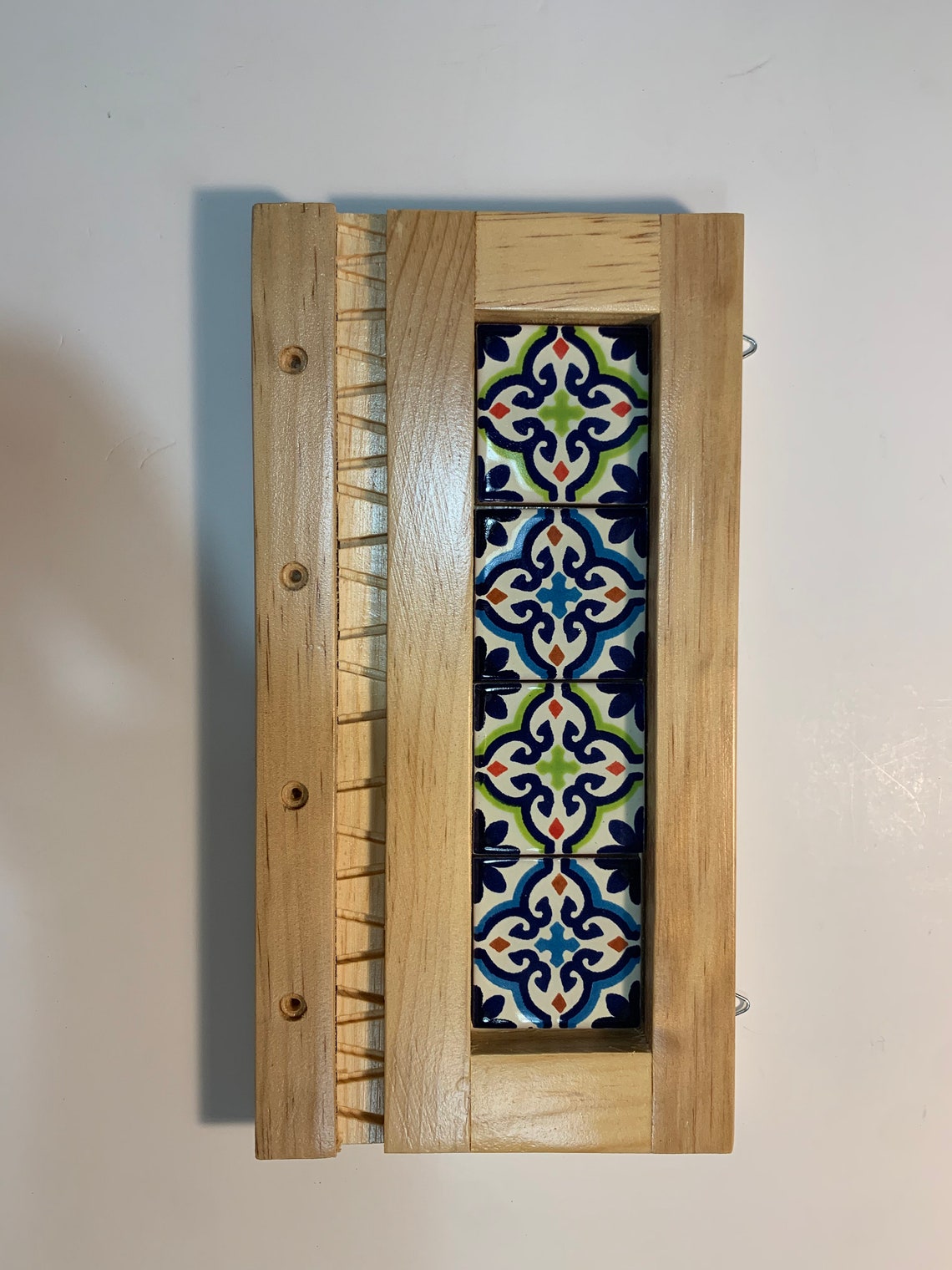tile key holder