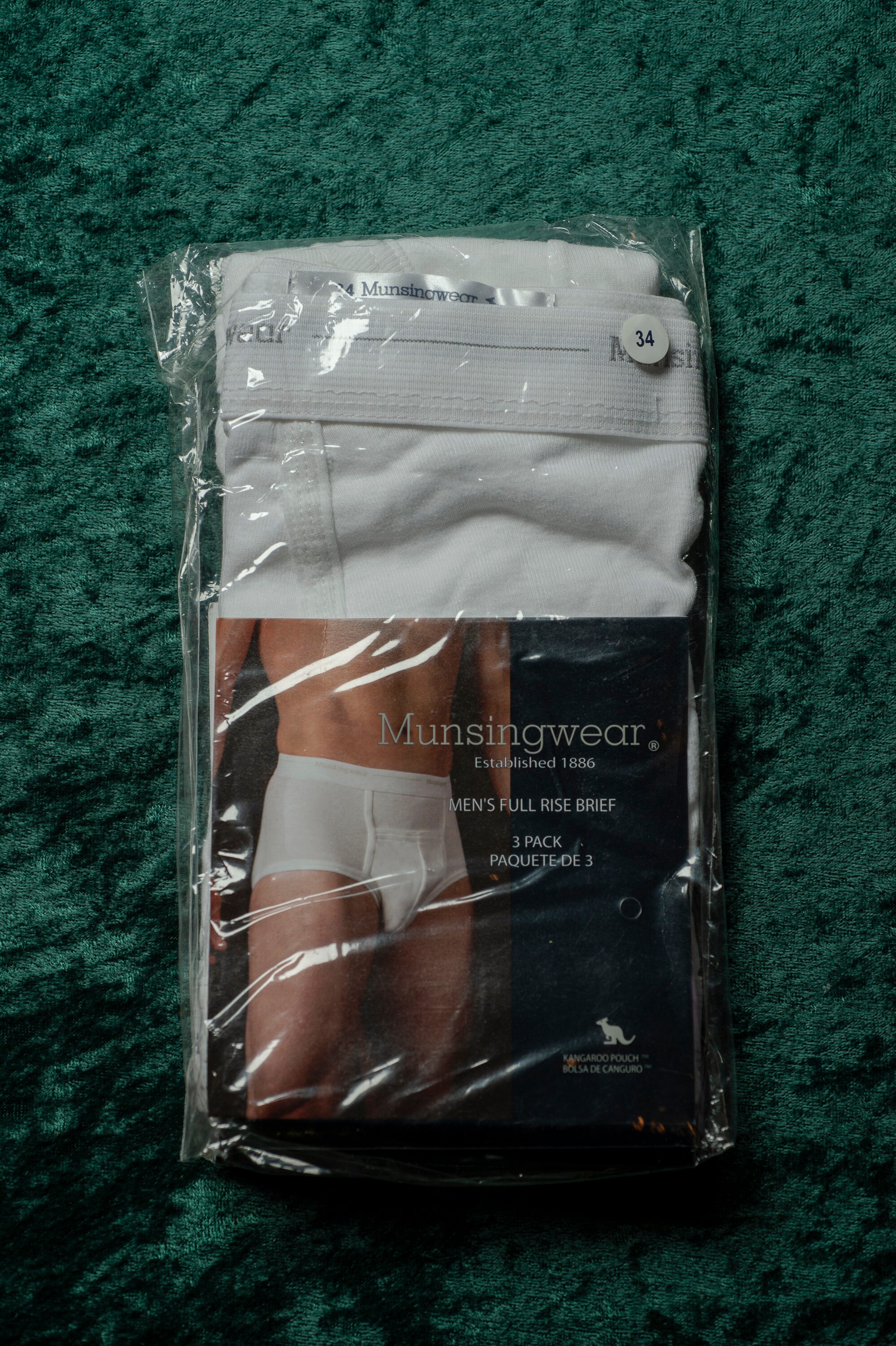 2 Munsingwear Full Rise Men s Kangaroo Pouch Briefs 34 10403