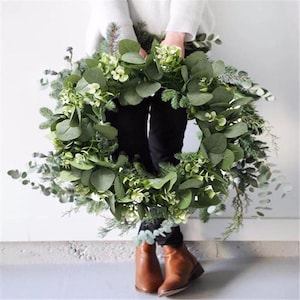 33/38cm Eucalyptus Wreath Artificial Quality Flowers Background Wall/Door/Window/Wedding/Party/Christmas/New Year Home Decoration 2024