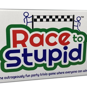 Race To Stupid - o jogo de perguntas e respostas escandalosamente divertido para festas! Incrível para a noite de jogos!! Ótimo para estocar stuffer e aniversários!