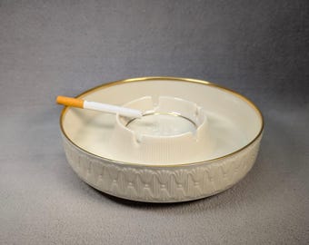 MCM Lenox Stratford Collection Porcelain Ashtray - Cream White, 24 Karat Gold Trim - Porcelain - Midcentury Modern Hollywood Regency