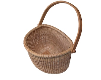 Vintage Nantucket Style Hanging Flat Back Basket for Wall or Door with Wood Base