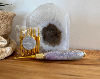 Seconds Sale - Standard Crochet Hook Set – Pastel Purple & Sage with Gold Flakes | Interchangeable Hooks | Gold 3