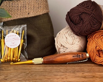 Custom Engraved Crochet Hook Standard Wooden Handle | Interchangeable Crochet Hook Set