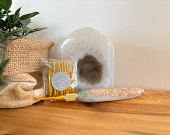 Long Crochet Hook Set – Sage & White with Gold Flakes | Interchangeable Hooks | Gold 24