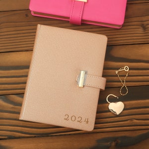 Diario con candado personalizado, diario con código grabado, regalo de cumpleaños para niños, estudiantes, mamá, diario de cuero con candado y llave