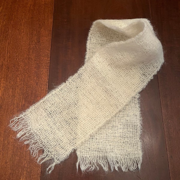 Vintage Scottish Wool Eggshell/Off White Scarf from Edinburgh