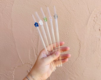 Colored Glass Straw Add On - Daisy